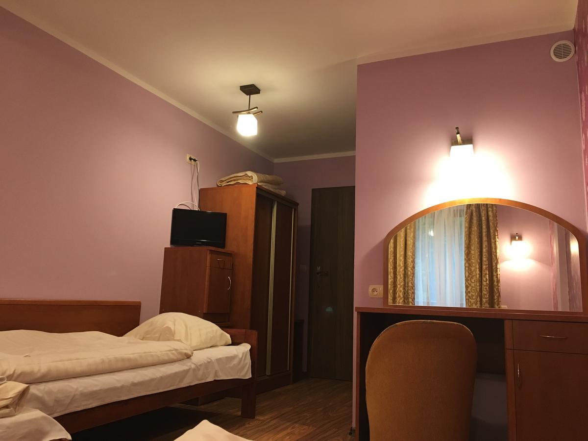 Gosciniec Kukle Exterior foto
